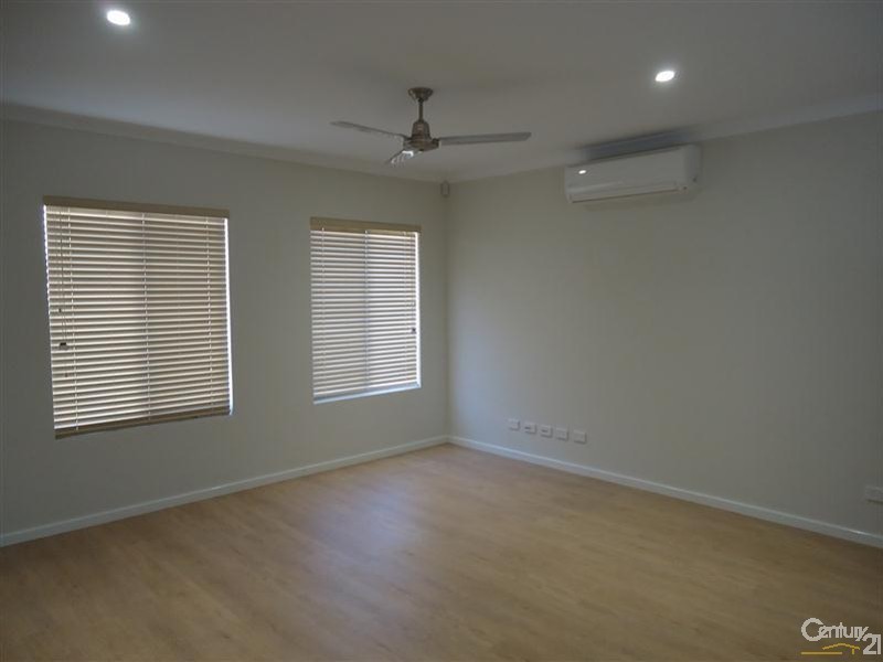 1/13 Vista Avenue, Rockingham WA 6168