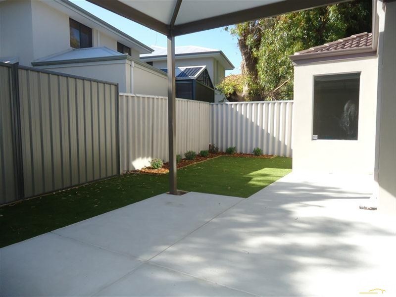 1/13 Vista Avenue, Rockingham WA 6168