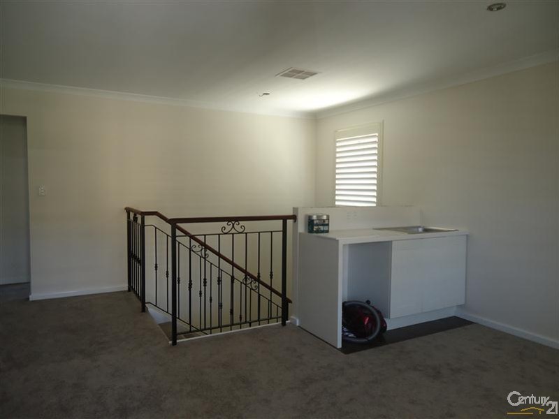 13 Vista Avenue, Rockingham WA 6168