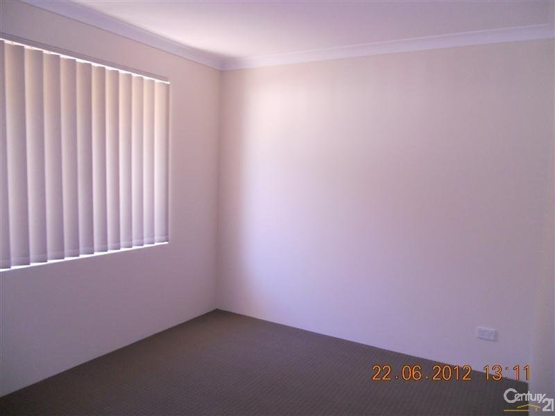 16 Hayeswater Circuit, Waikiki WA 6169