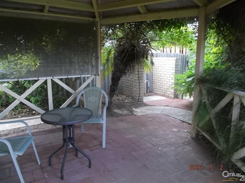 10 Portsmouth Place, Waikiki WA 6169