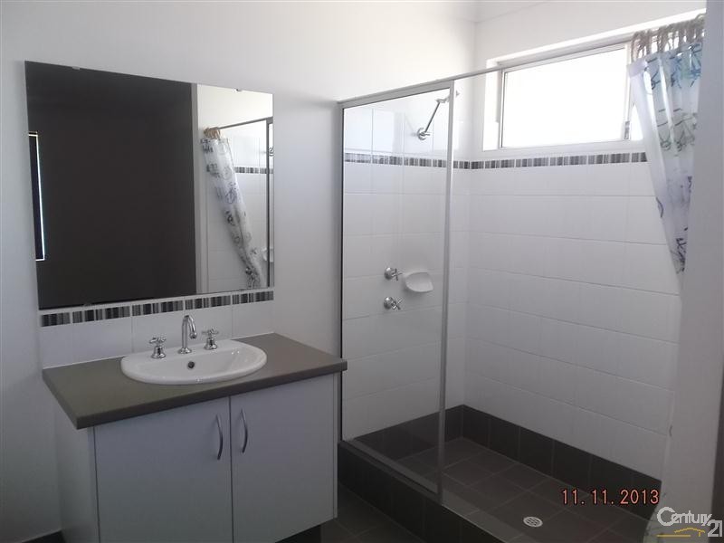 12 Lacrosse Vista, Secret Harbour WA 6173