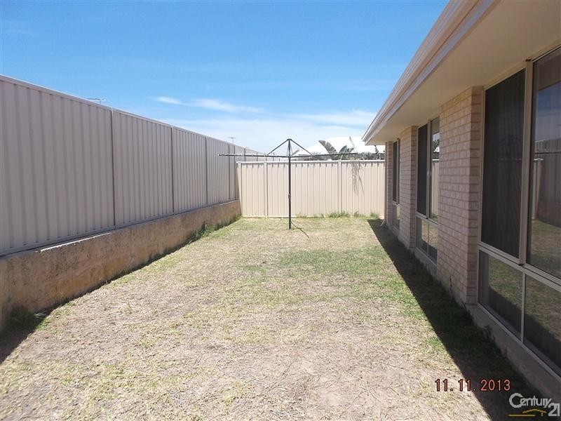 12 Lacrosse Vista, Secret Harbour WA 6173