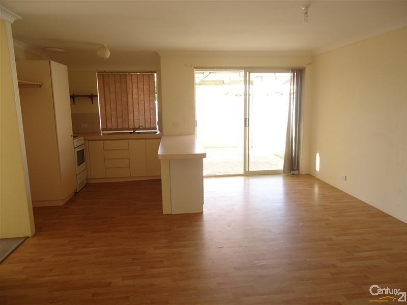 1 Santa Monica Drive, Waikiki WA 6169