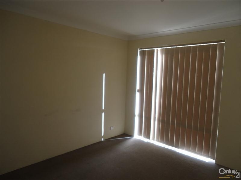 1 Santa Monica Drive, Waikiki WA 6169