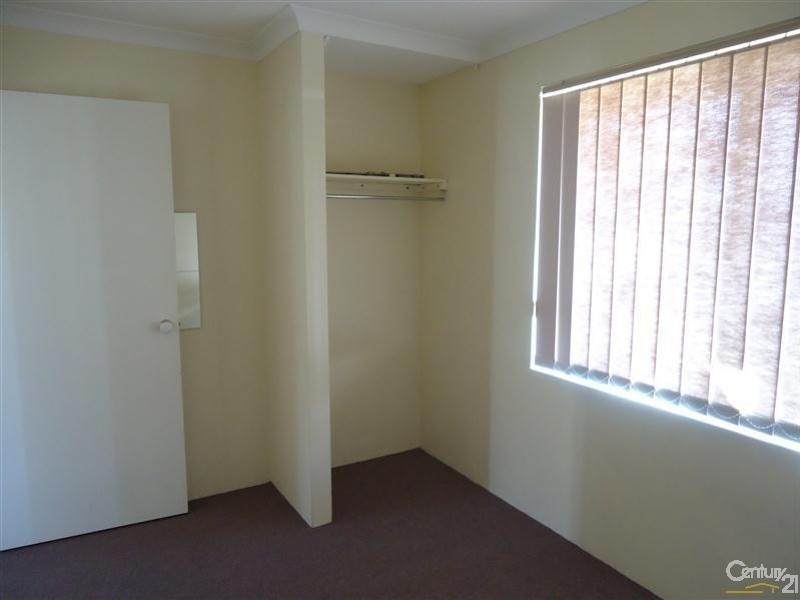 1 Santa Monica Drive, Waikiki WA 6169