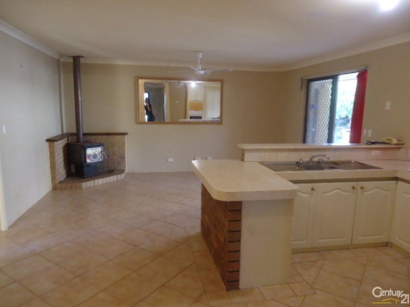 27 Hartland Way, Warnbro WA 6169