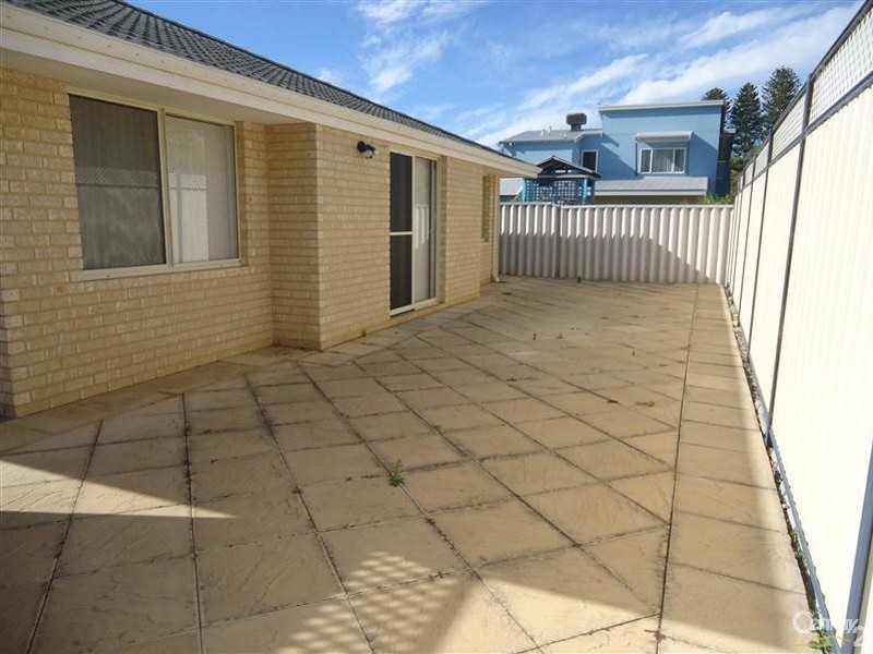 6 Vickery Street, Rockingham WA 6168