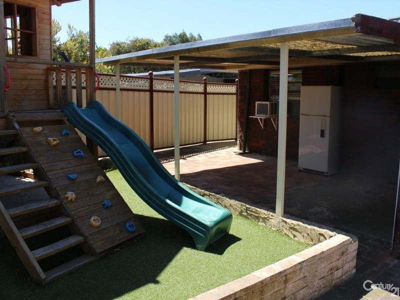 4A Gosforth Court, Safety Bay WA 6169