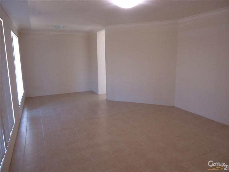 174 Willmott Drive, Waikiki WA 6169