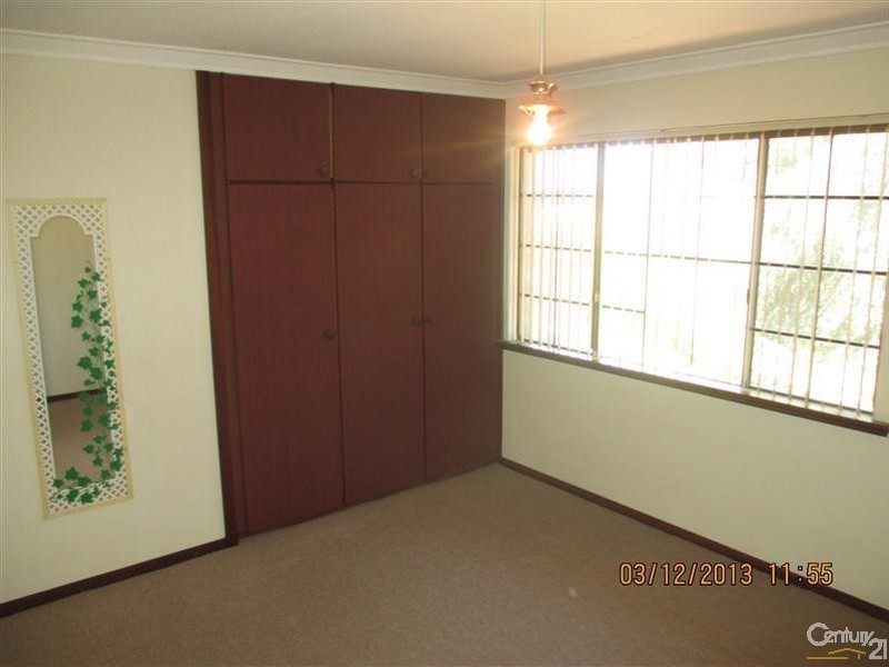 1 Waikiki Road, Safety Bay WA 6169