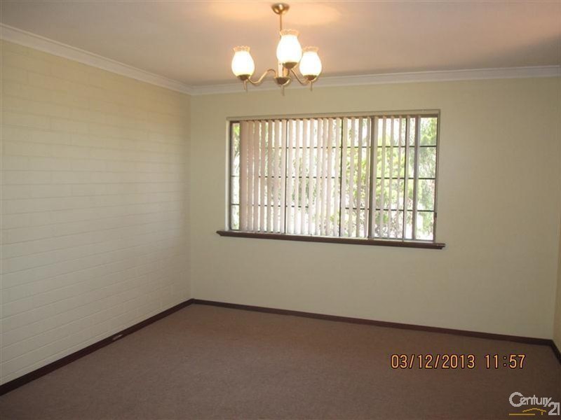 1 Waikiki Road, Safety Bay WA 6169