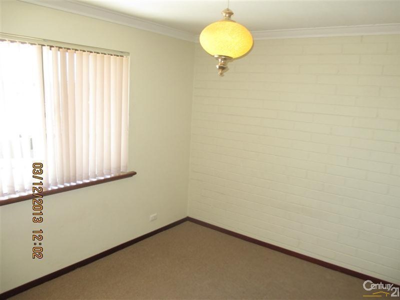 1 Waikiki Road, Safety Bay WA 6169