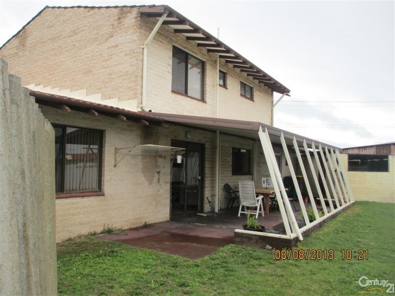 1 Waikiki Road, Safety Bay WA 6169