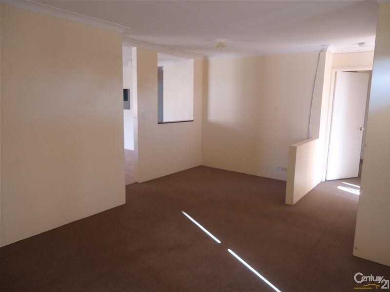 1 Santa Monica Drive, Waikiki WA 6169