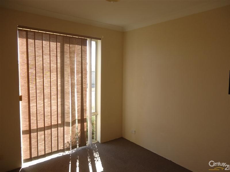 1 Santa Monica Drive, Waikiki WA 6169