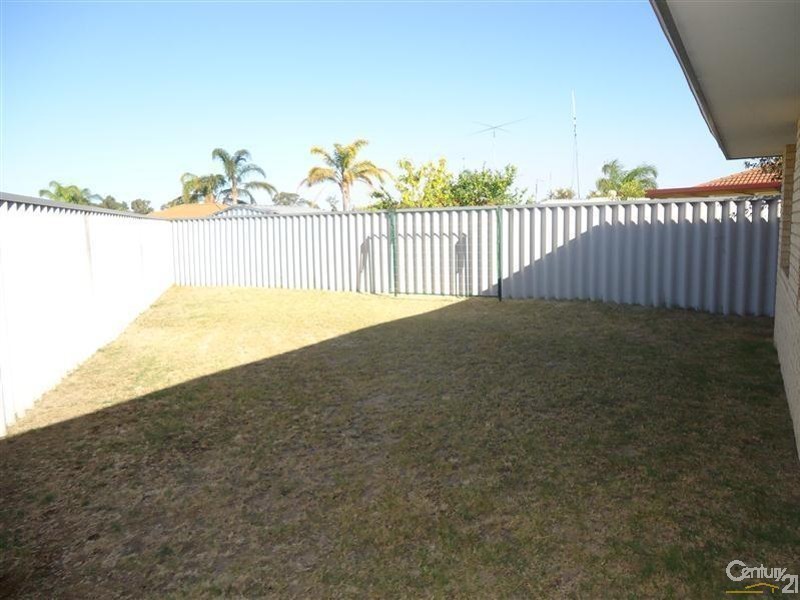 1 Santa Monica Drive, Waikiki WA 6169