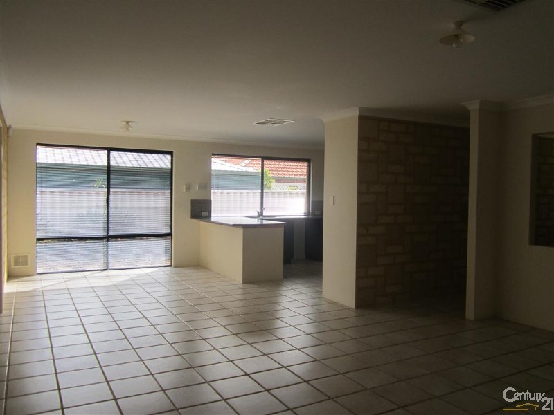 10 Genoa Place, Secret Harbour WA 6173