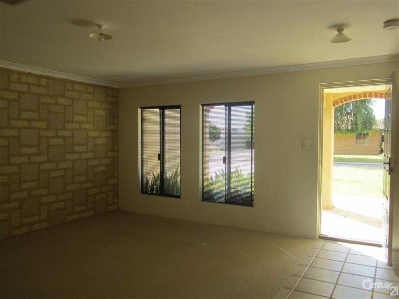 10 Genoa Place, Secret Harbour WA 6173