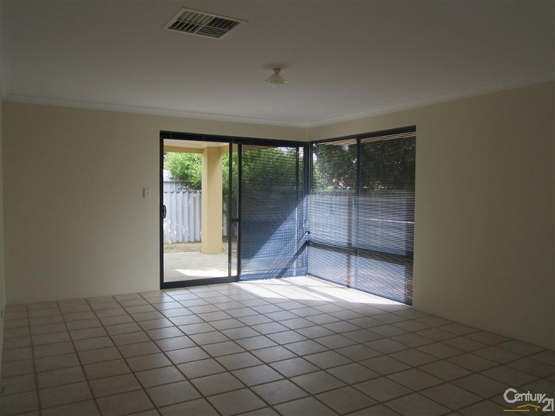 10 Genoa Place, Secret Harbour WA 6173