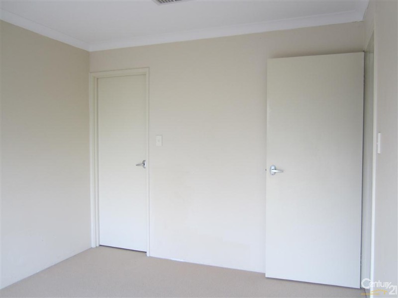 10 Genoa Place, Secret Harbour WA 6173