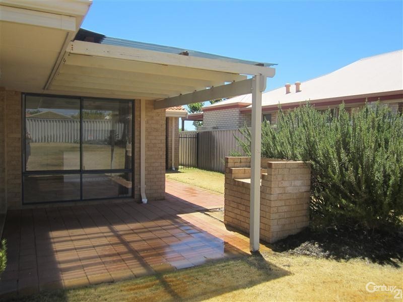 22 Morfontaine Parade, Port Kennedy WA 6172