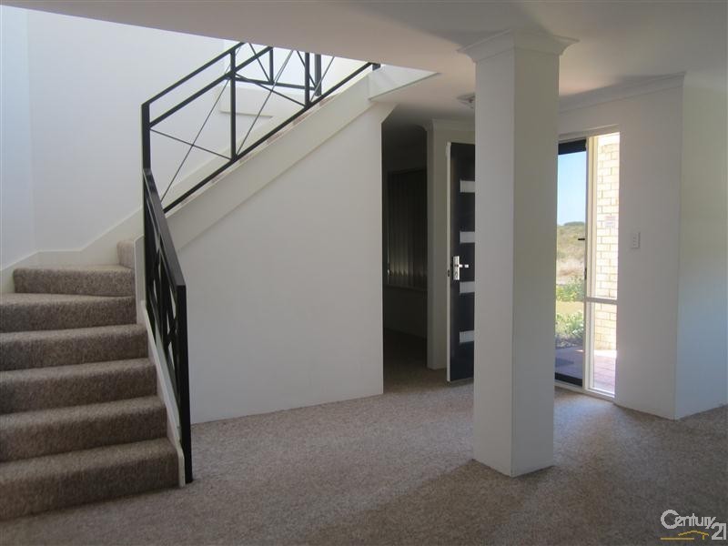 22 Morfontaine Parade, Port Kennedy WA 6172