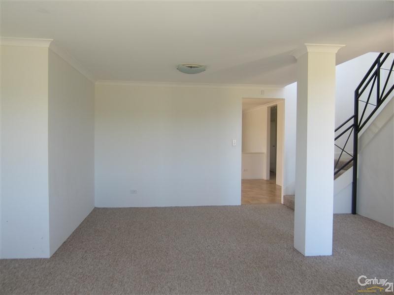 22 Morfontaine Parade, Port Kennedy WA 6172