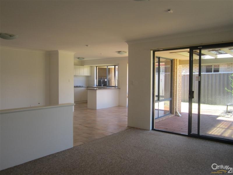 22 Morfontaine Parade, Port Kennedy WA 6172