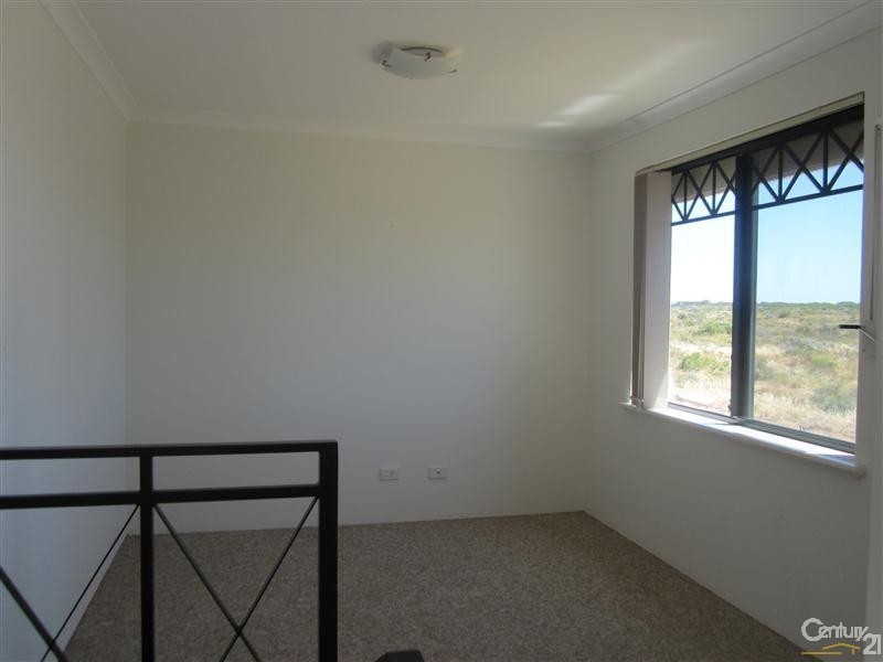 22 Morfontaine Parade, Port Kennedy WA 6172