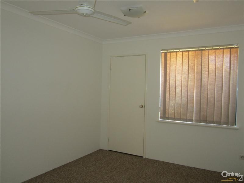 22 Morfontaine Parade, Port Kennedy WA 6172