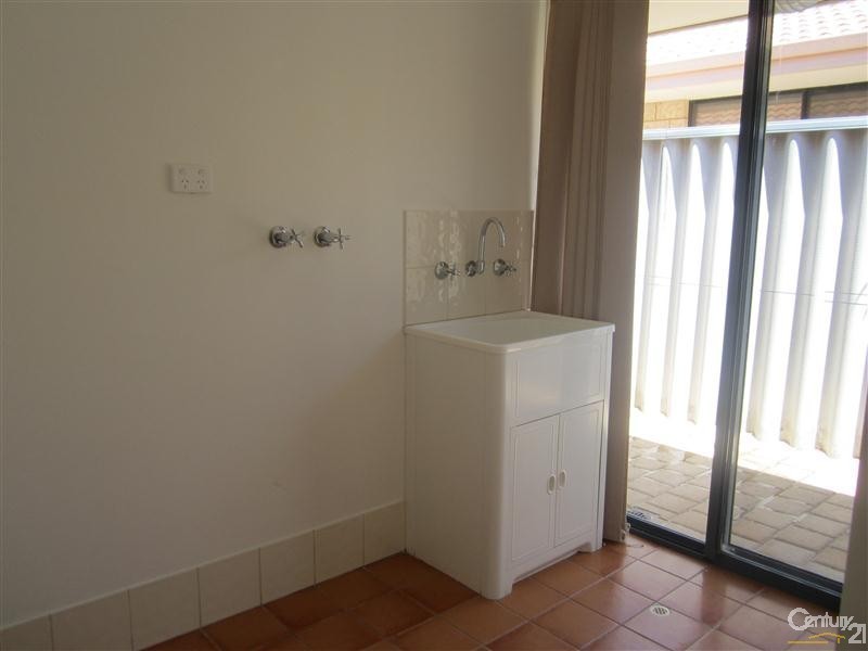 22 Morfontaine Parade, Port Kennedy WA 6172