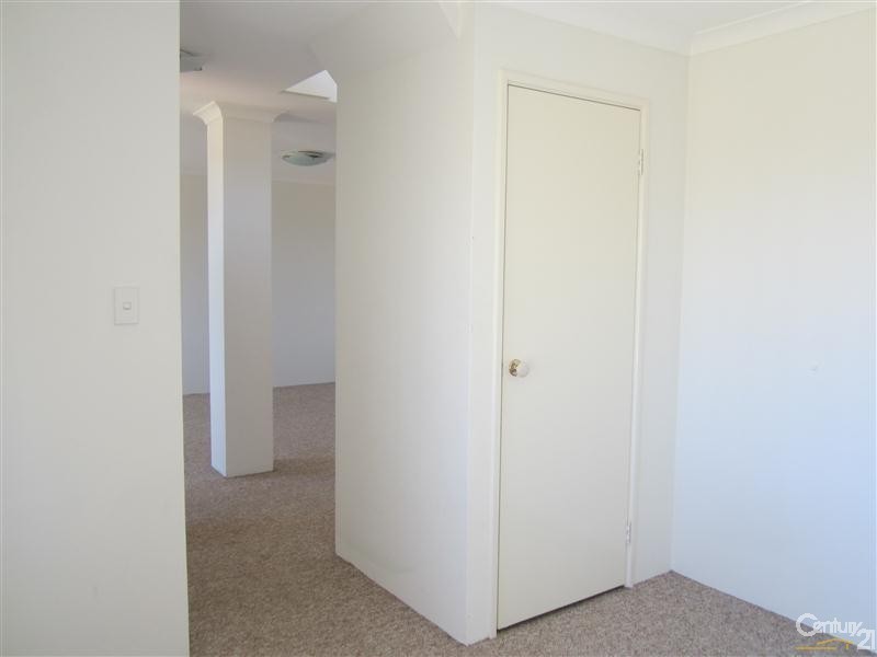 22 Morfontaine Parade, Port Kennedy WA 6172