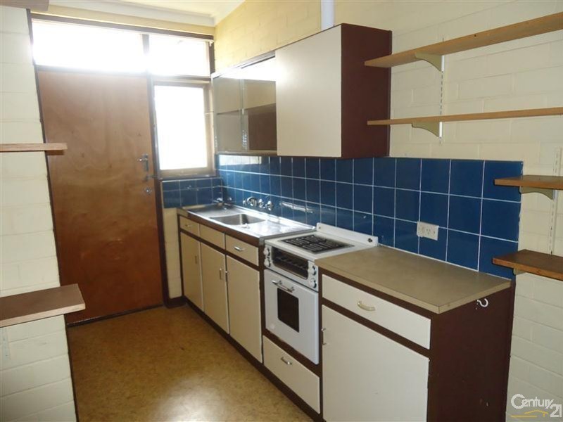 2/70 Kent Street, Rockingham WA 6168