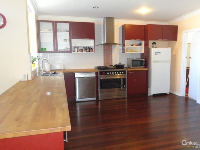 1 Delphinus Place, Rockingham WA 6168