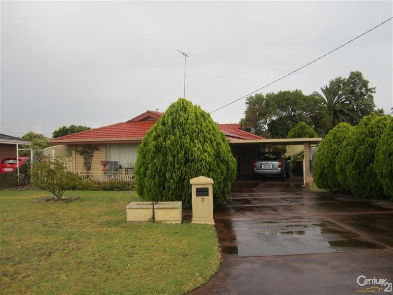 7 Mimbalup Close, Hillman WA 6168