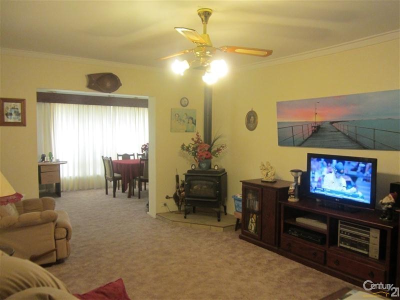 7 Mimbalup Close, Hillman WA 6168