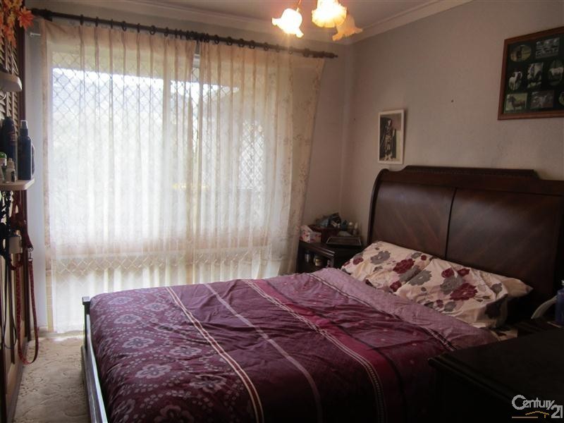 7 Mimbalup Close, Hillman WA 6168