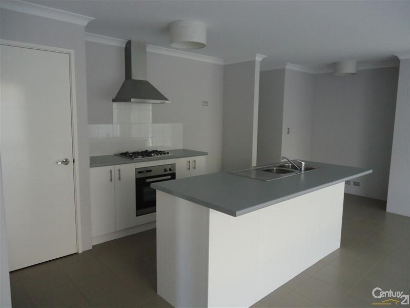 11 Jutland Avenue, Baldivis WA 6171