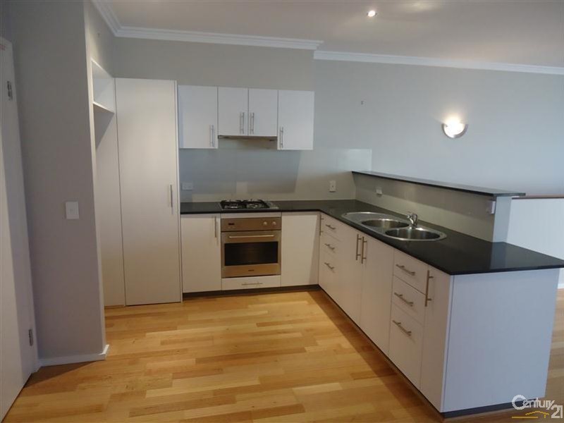 3/1 Sloan Street, Rockingham WA 6168