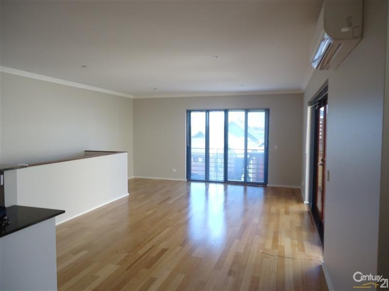 3/1 Sloan Street, Rockingham WA 6168