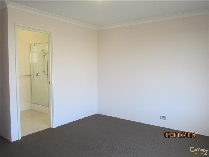 37 Sapphire Chase, Wellard WA 6170