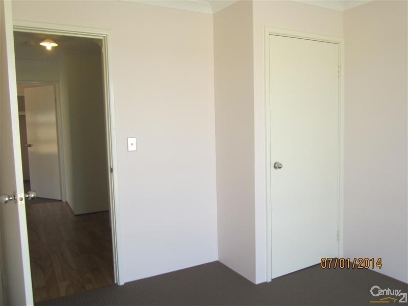 37 Sapphire Chase, Wellard WA 6170