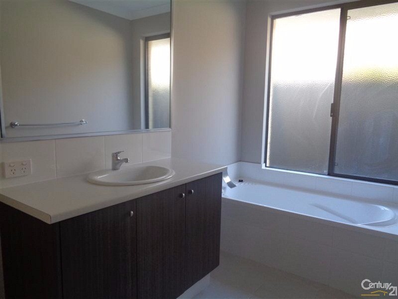 6 Perks Lane, Baldivis WA 6171