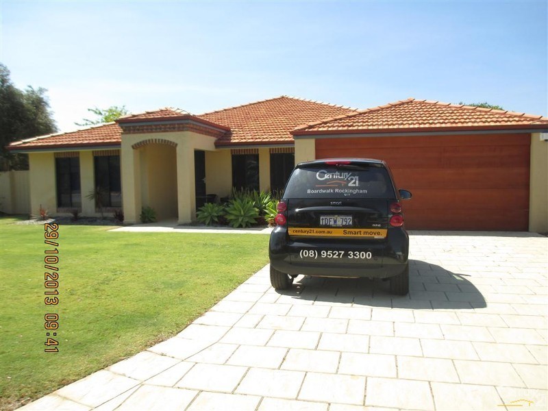 10 Genoa Place, Secret Harbour WA 6173