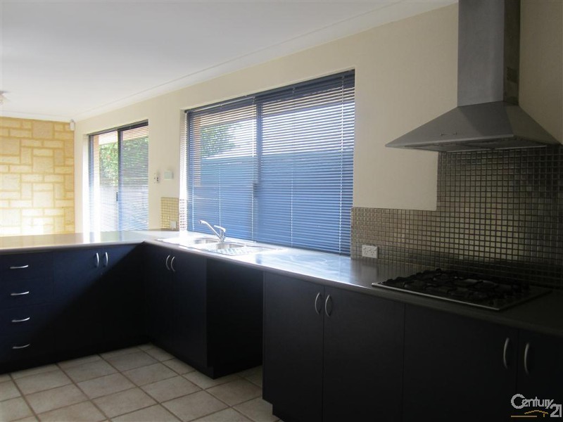 10 Genoa Place, Secret Harbour WA 6173