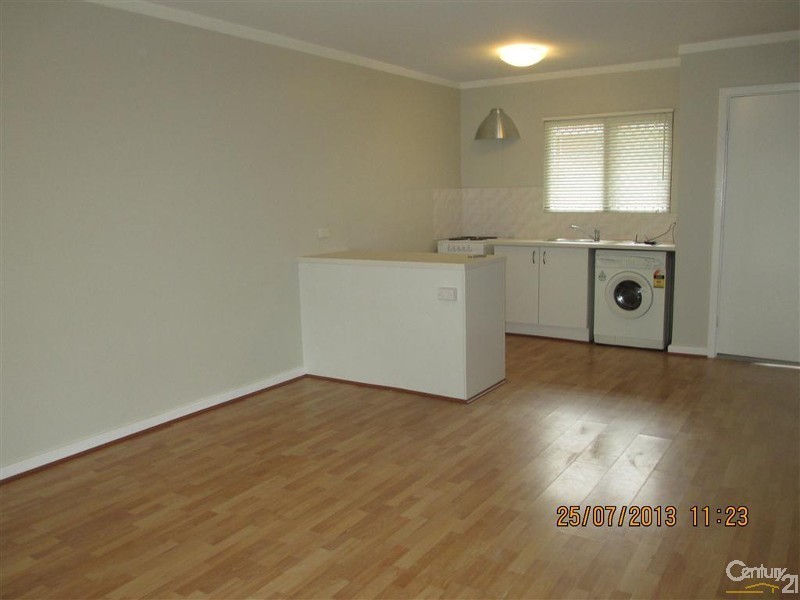 1/15 Corvus Place, Rockingham WA 6168