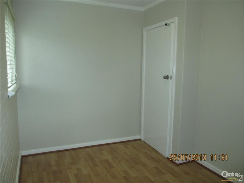 1/15 Corvus Place, Rockingham WA 6168