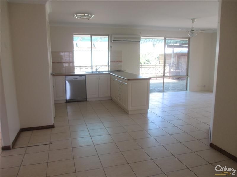 5 Panama Place, Safety Bay WA 6169