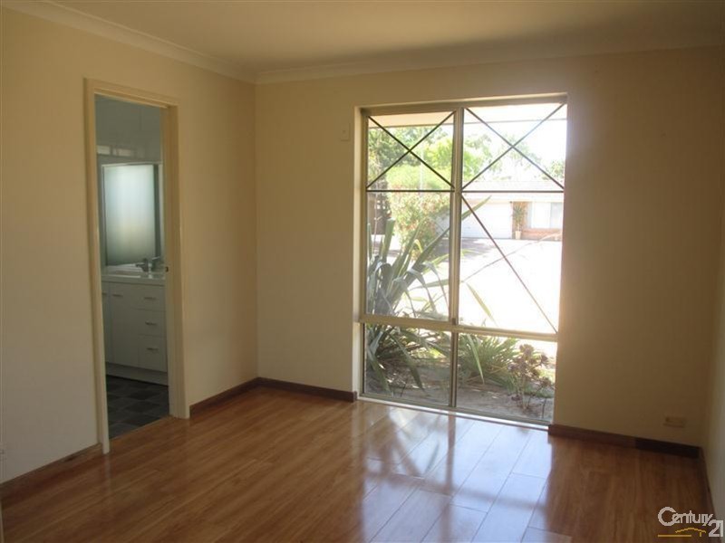 5 Panama Place, Safety Bay WA 6169